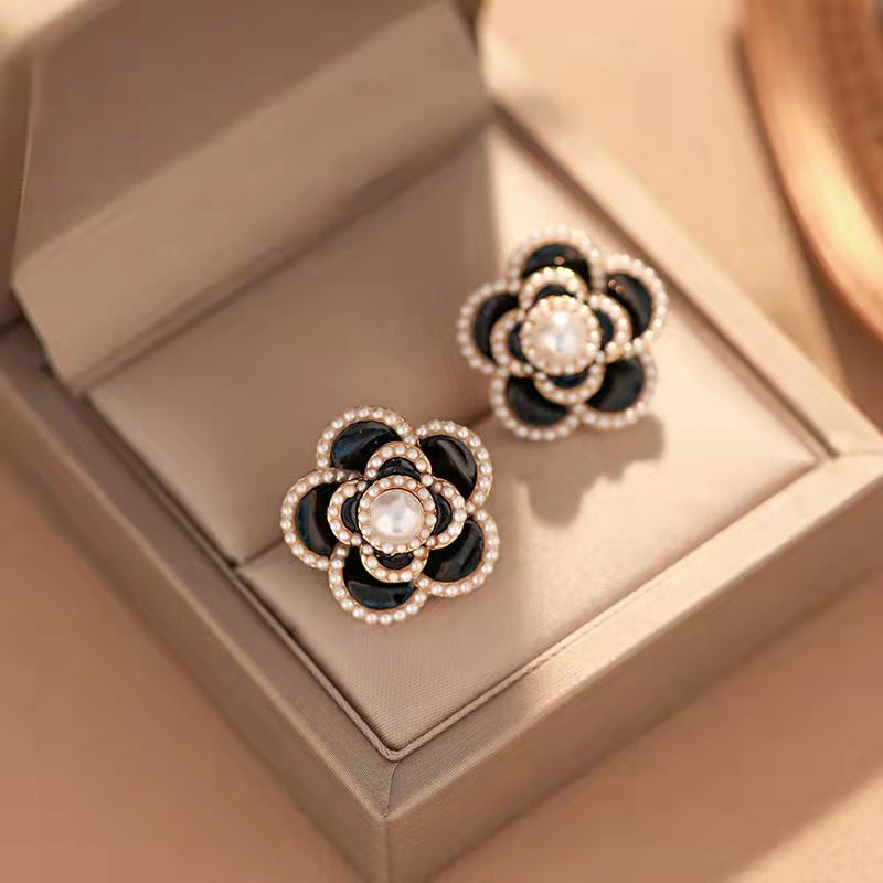 Elegant Camellia Pearl Simple Compact Sweet Cool Earrings