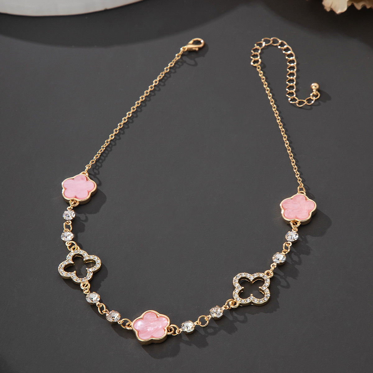 Women's Fashion High Sense Lucky Diamond Four-leaf Clover Necklace