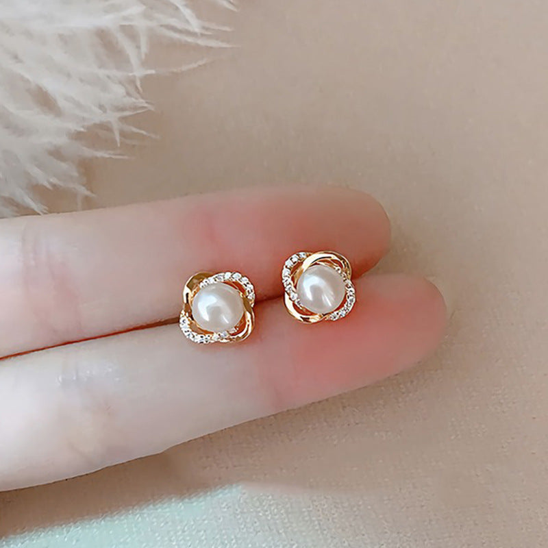 Women's Needle Korean Simple Niche Temperament Personalized Earrings