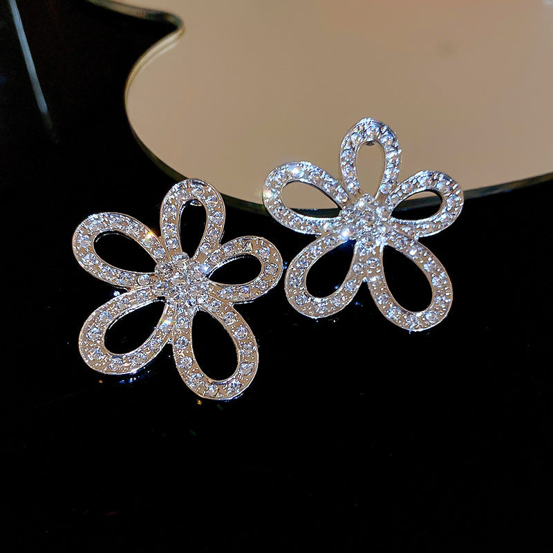 Sier Hollow Flower Affordable Luxury Fashion Earrings