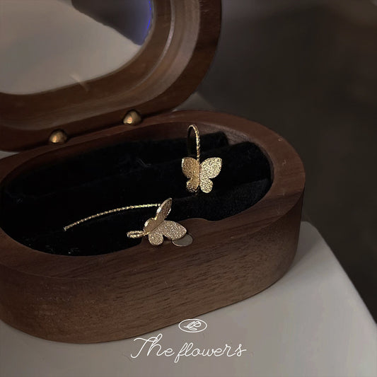 French Simplicity Butterfly Plated Female Niche Design Petite Live Earrings