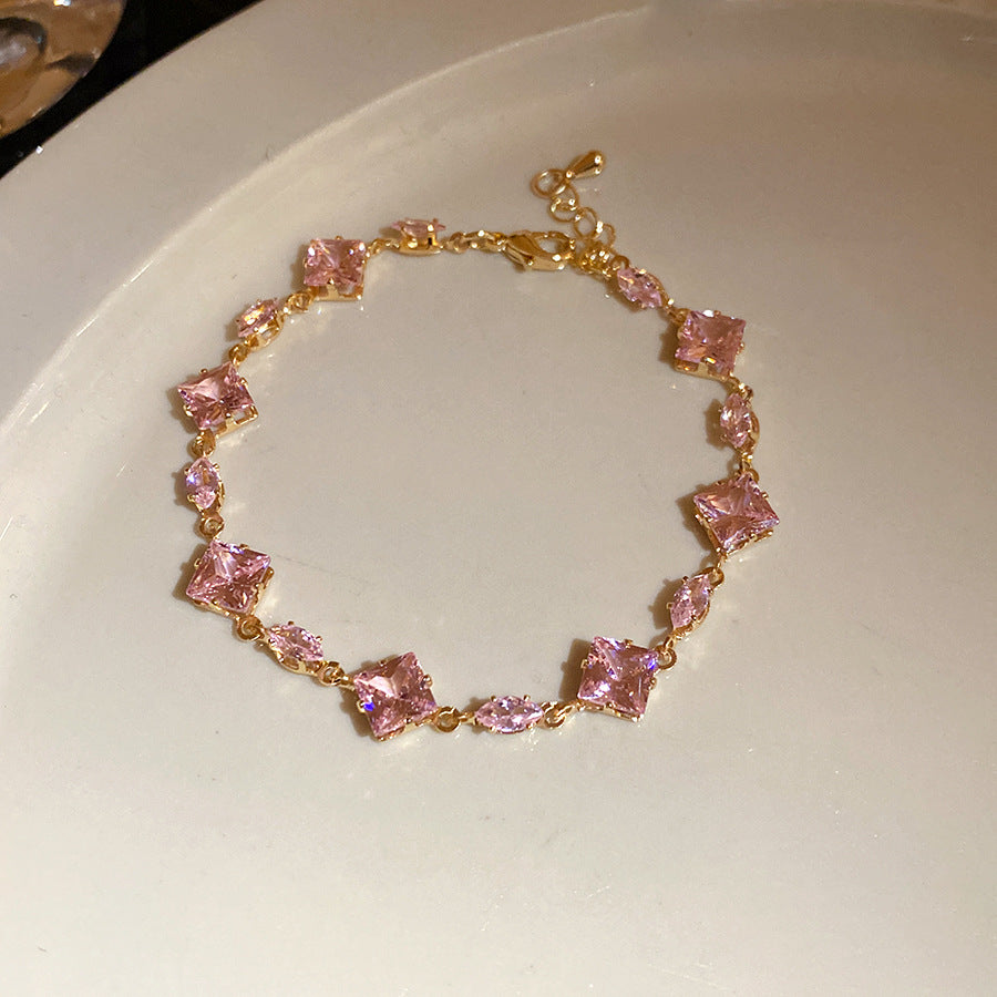 Vintage Zircon Oval Personalized Palace Style Light Luxury High Sense Bracelet