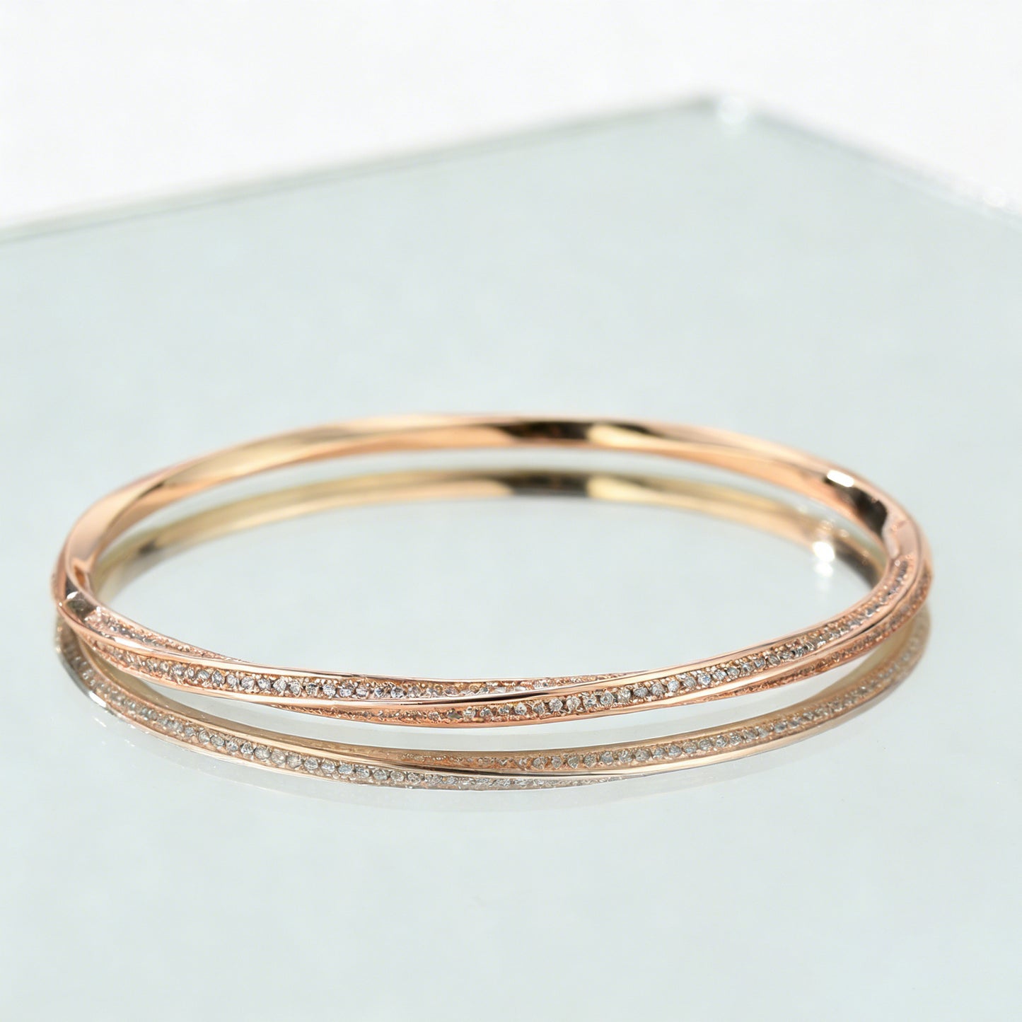 Classic Mobius Twisted Starry Female Inlaid Bracelets