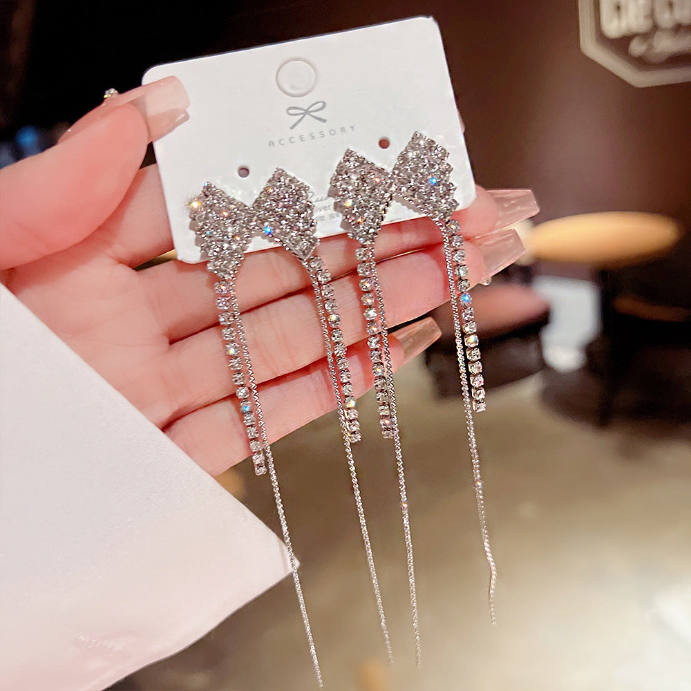 Women's Vintage Tassel Diamond High-grade Ear Minority Earrings