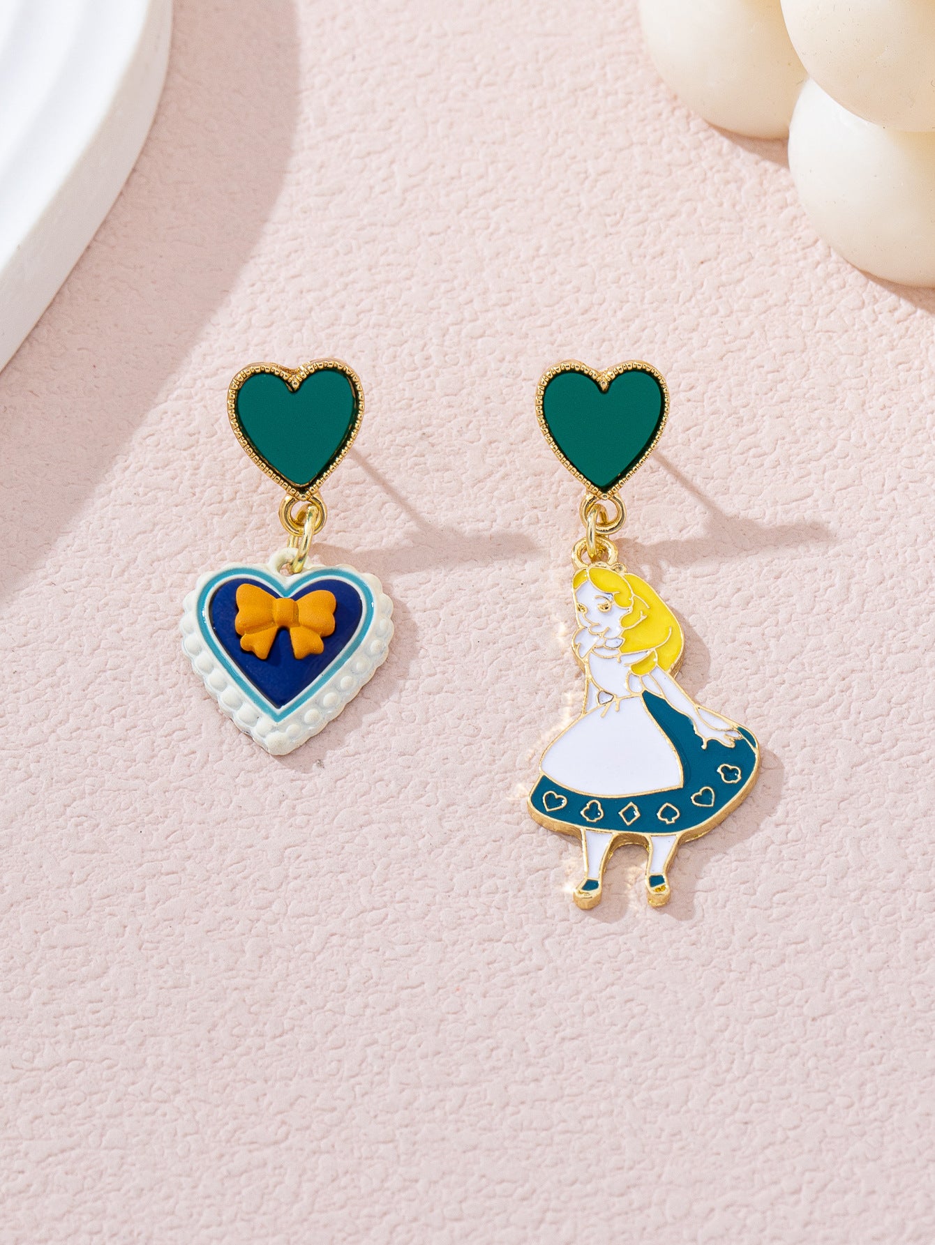 Princess On The Run Red Bow Stud Earrings