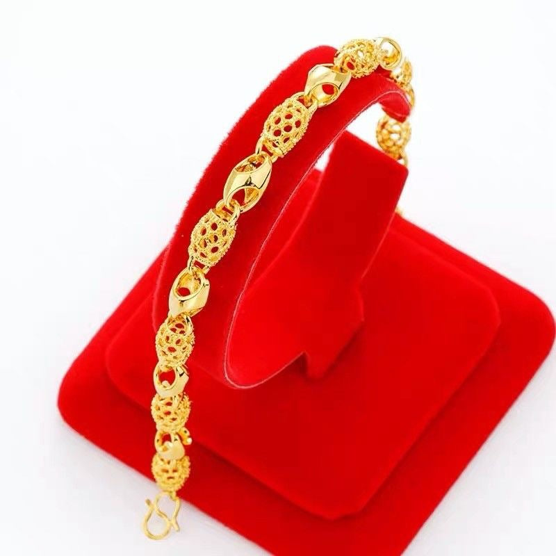 Women's Exquisite Hollow Brass Gold-plated Lucky Beads Bracelets