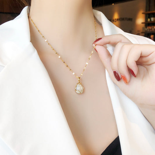 Women's Tulip Titanium Steel Light Luxury Diamond Inlaid Necklaces