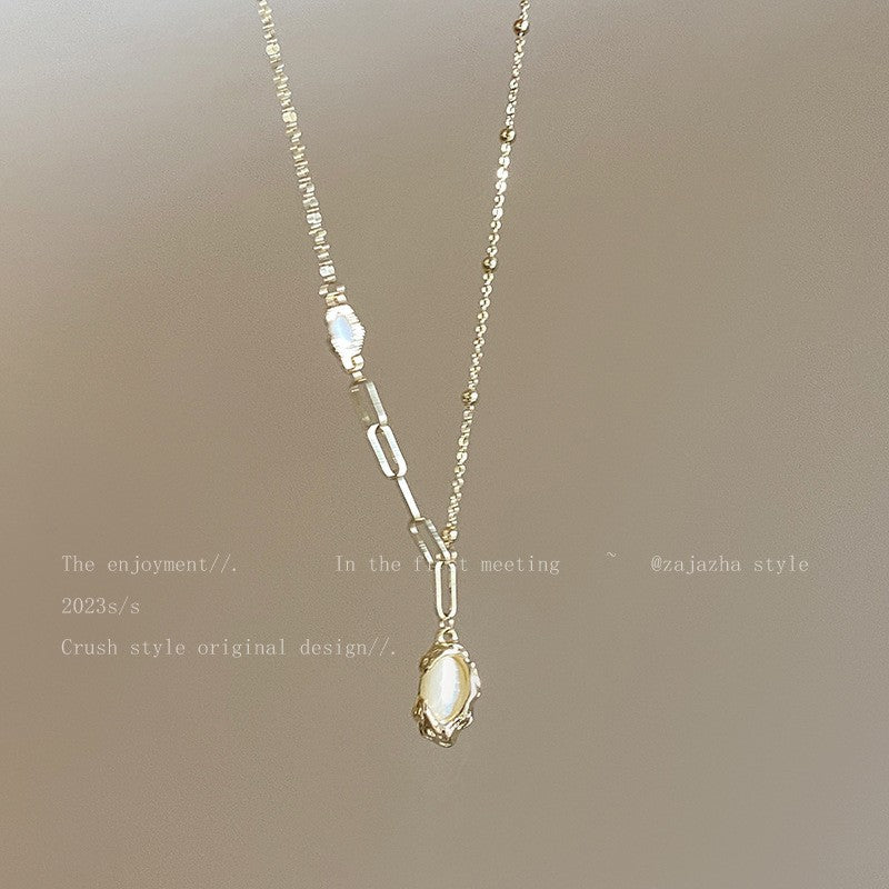 Women's Tiger Eye Chinese Style Twin Niche Graceful Clavicle Necklaces