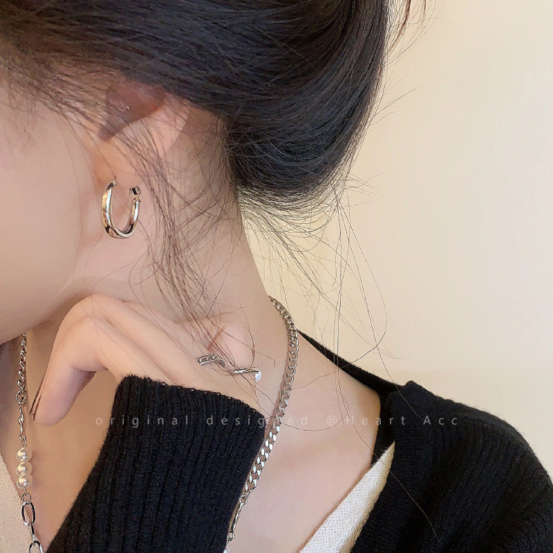 Women's Gold Small Ear Simple High Sense Circle Niche Stud Earrings