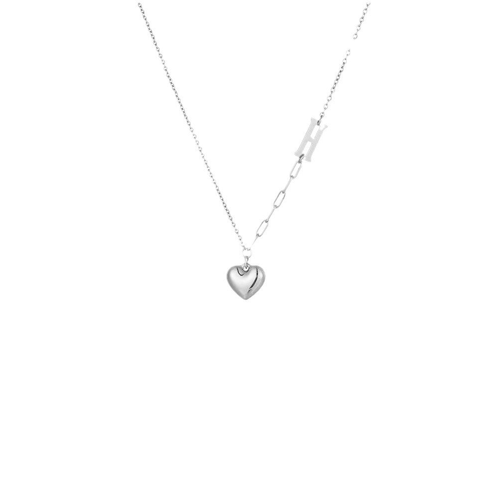 Fashion Simple Love Stainless Steel Ornament Necklaces