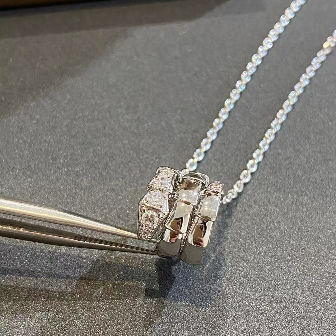 Women's Head Bone More Than Three Clavicle Necklaces