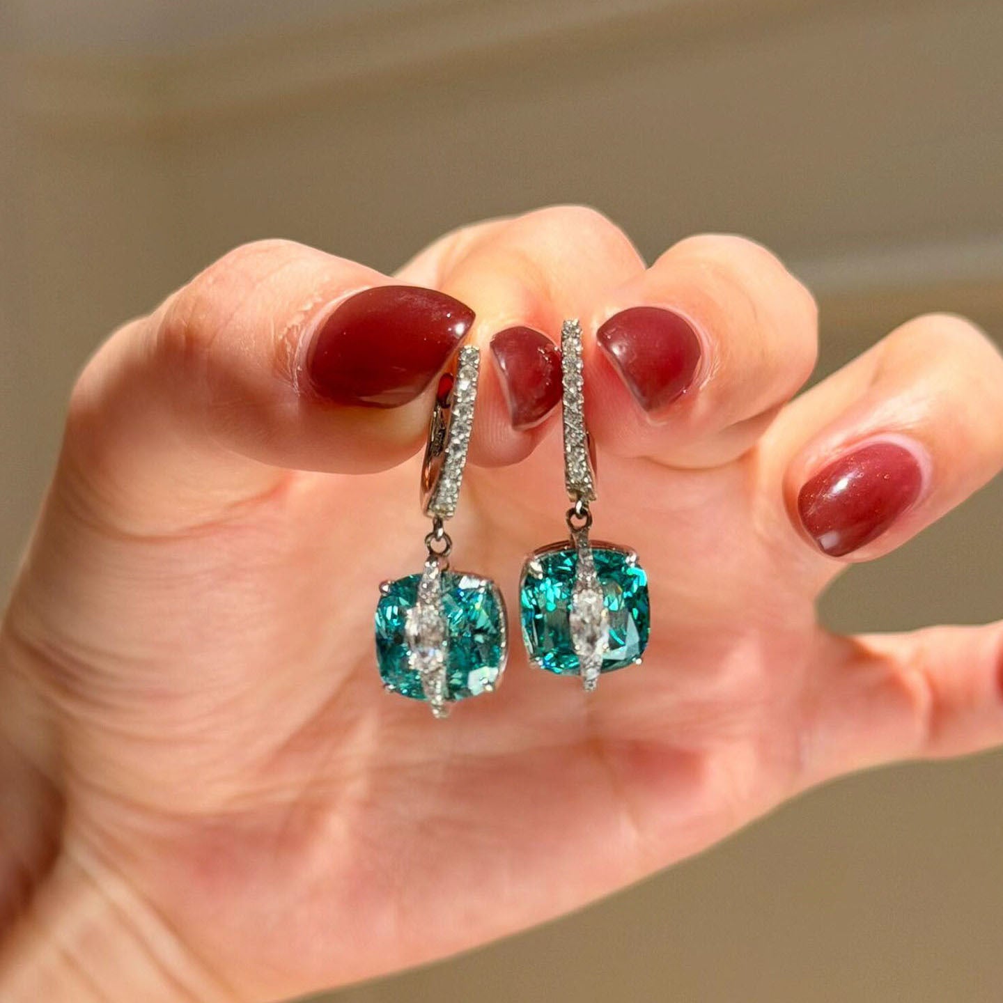 Women's Blue Stone Square Sugar Light Luxury High-grade Ear Earrings