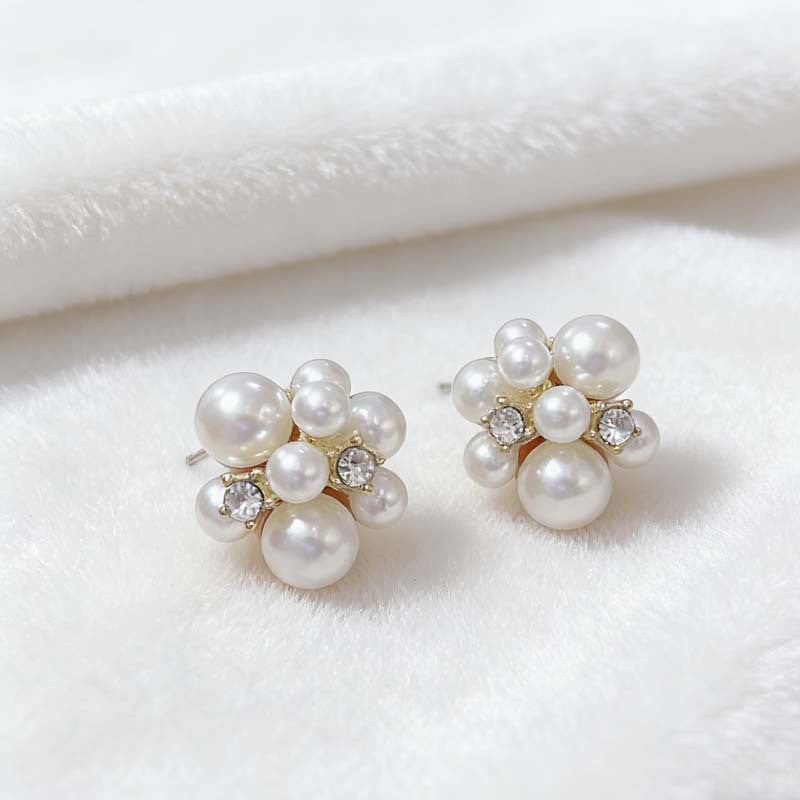 Women's High-grade Versatile Delicate Ear Trendy Niche Stud Earrings