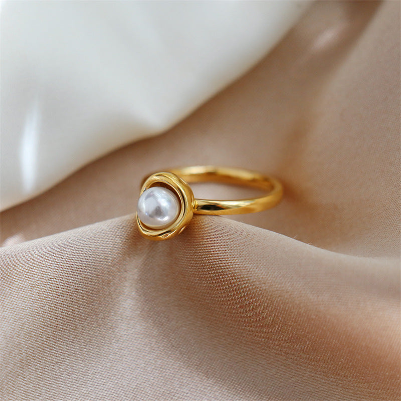 Women's Style Shaped Gold-plated Index Finger Retro Rings