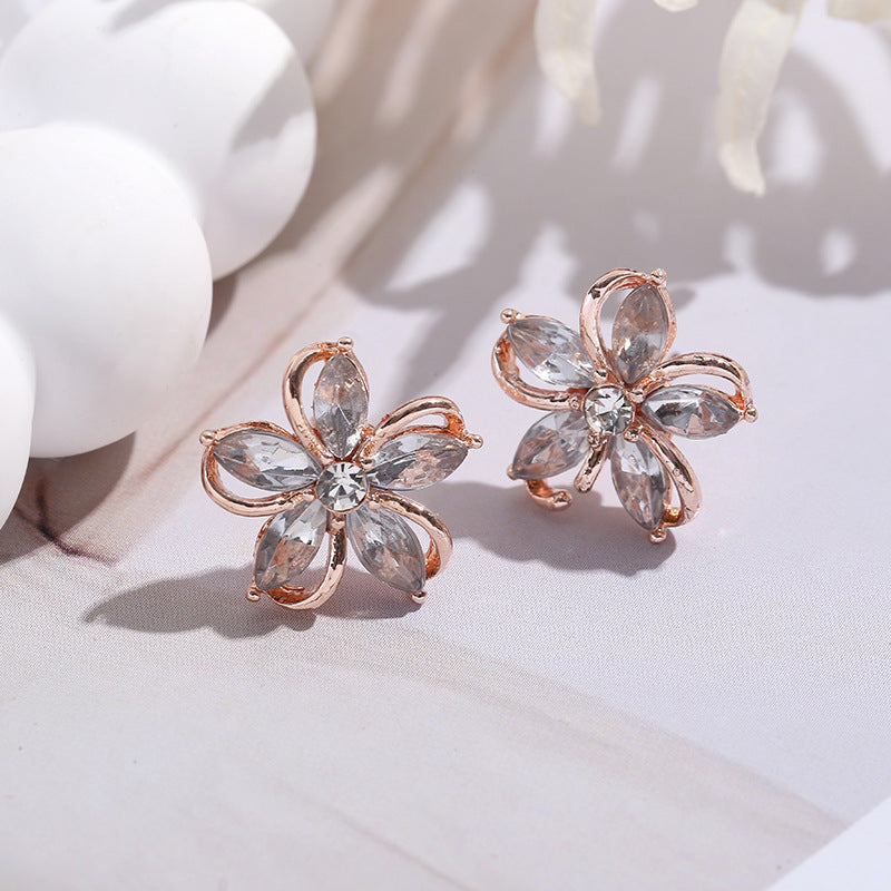 Women's Five Petal Flower Shiny Ear Elegant Earrings