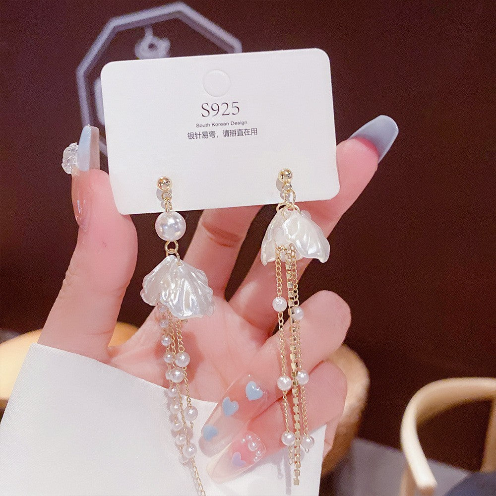 Women's Vintage Tassel Diamond High-grade Ear Minority Earrings