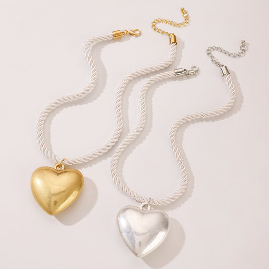 Women's Fashion Large Glossy Three-dimensional Love Thick Necklaces