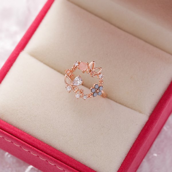 Women's High-grade Sweet Love Heart Flowers Open Rings