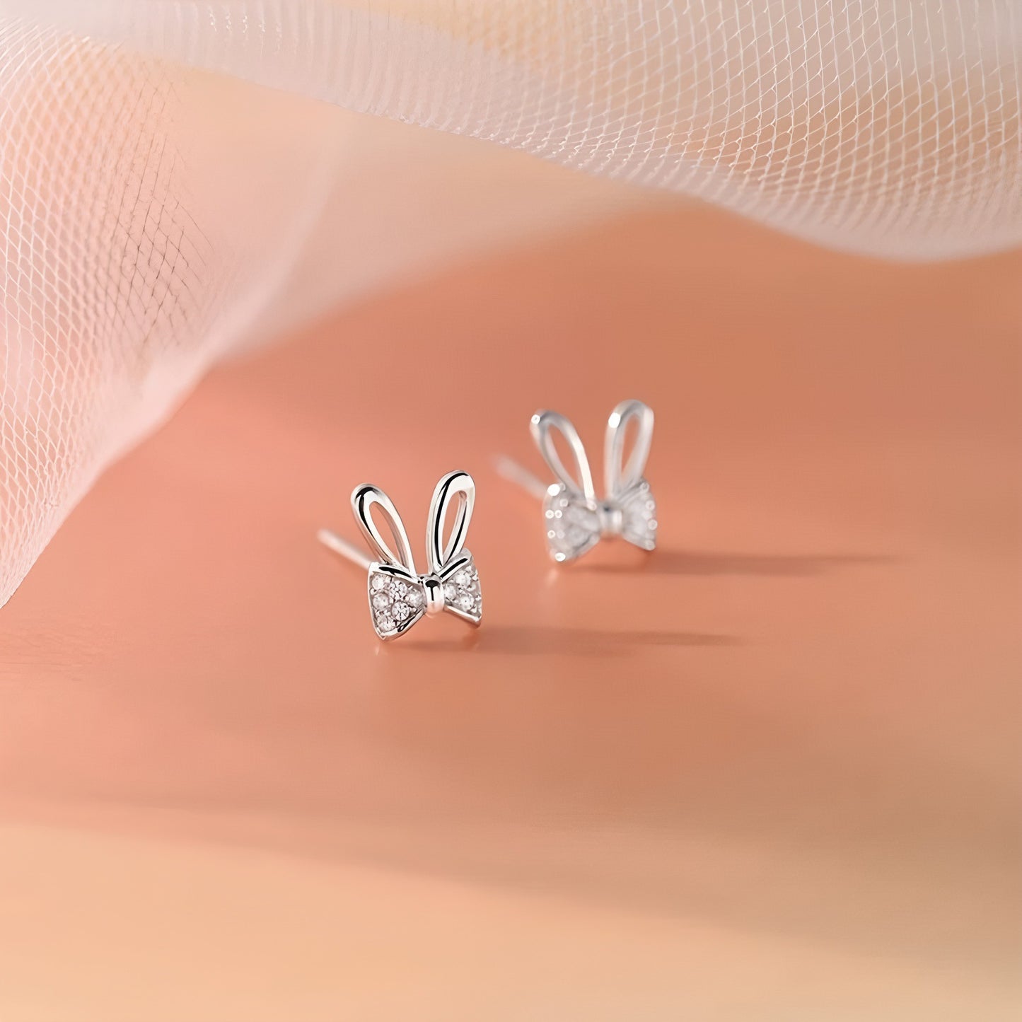 Women's Rabbit Small Exquisite Cute Bow Zircon Earrings