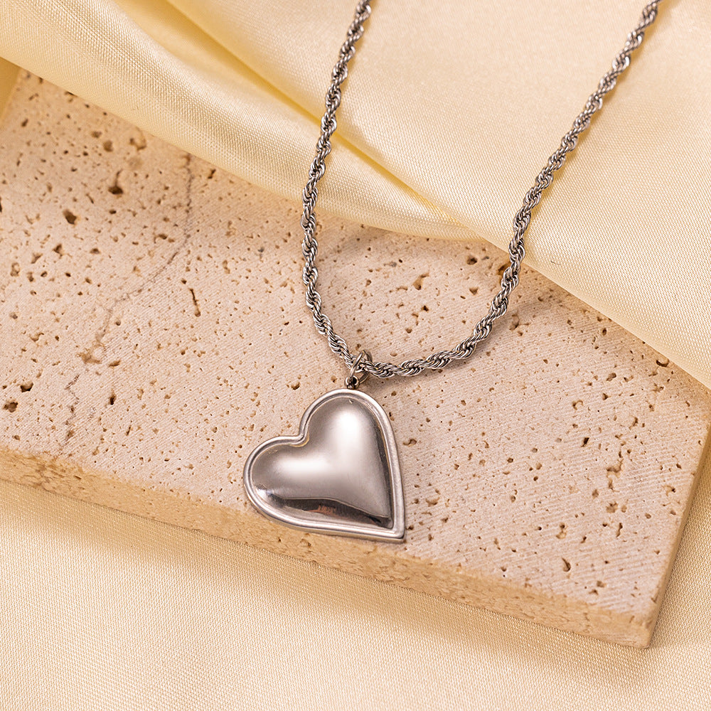 Women's Heart-shaped Stainless Steel For High-grade Golden Peach Heart Necklaces