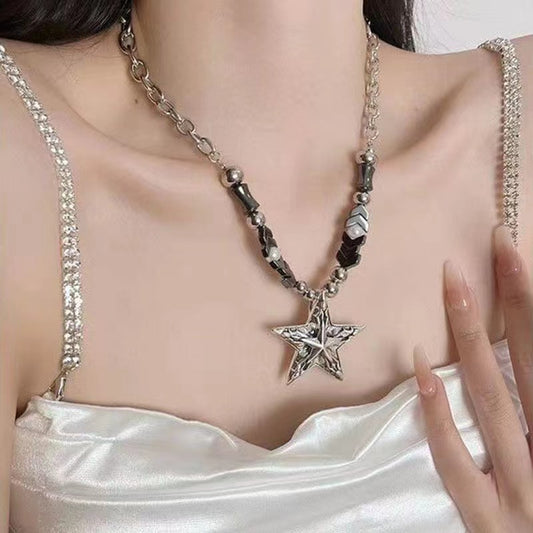 Women's & Men's Light Luxury High Class Elegant Clavicle Chain Cold Style Necklaces