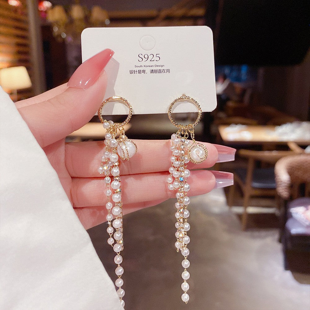 Women's Vintage Tassel Diamond High-grade Ear Minority Earrings