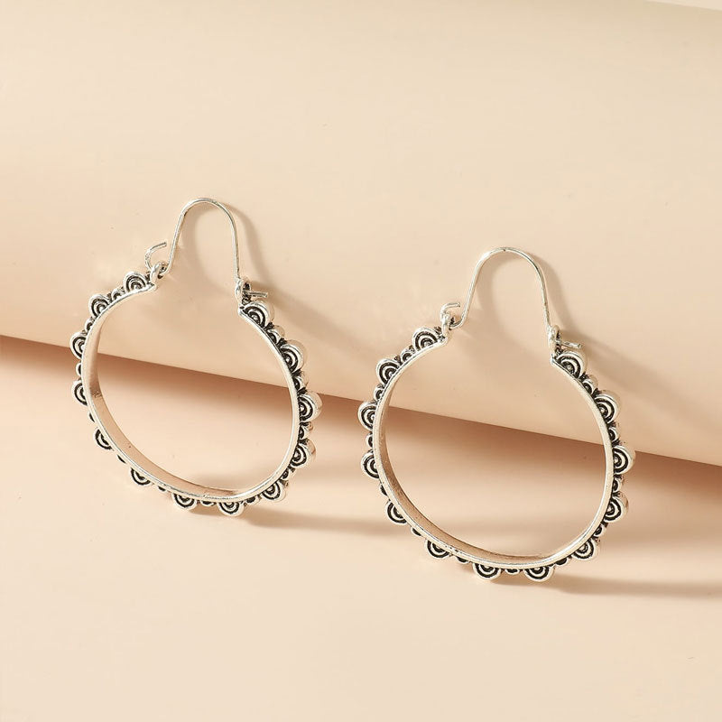 Carved Female Temperament Alloy Geometric Ear Clip Earrings