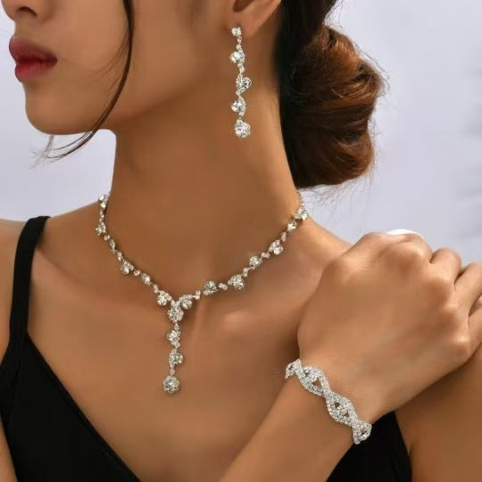 Sier Female High Class Elegant Diamond Claw Chain Jewelry Set