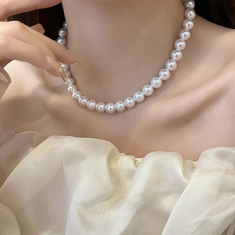 Women's Pearl Ornament Graceful High-grade Vintage Clavicle Necklaces