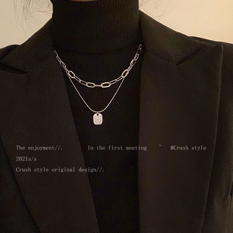 Women's Luxury Minority Ornament Geometric Sweater Chain Necklaces
