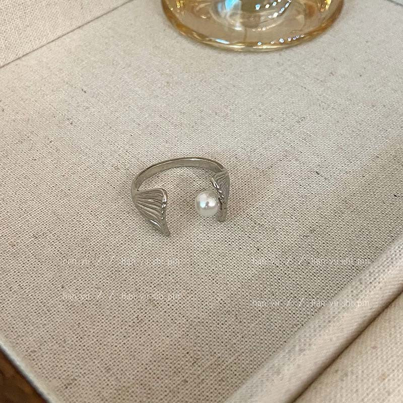 Vintage Court Style Flowers Opal Female Niche Rings