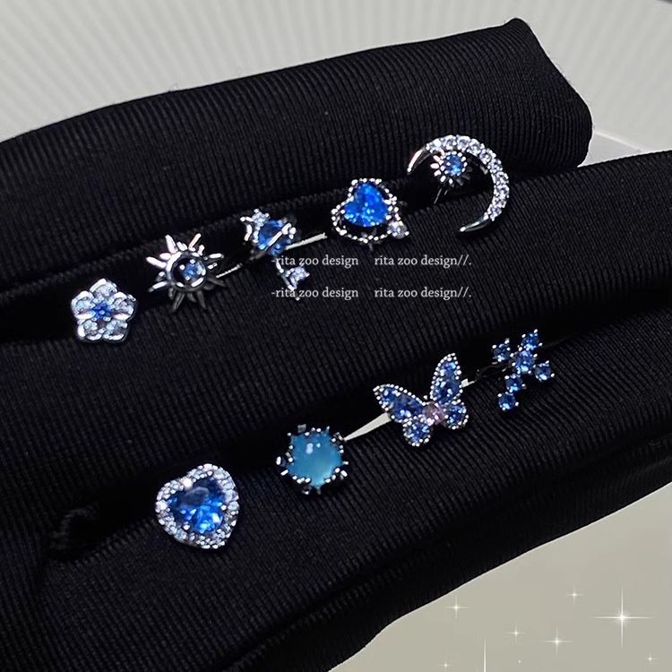 Cool Atmosphere Feel Expensive Zirconium Ear Bone Stud Earrings