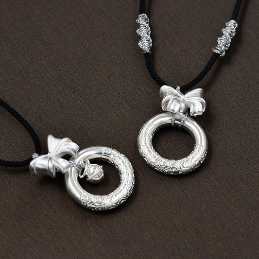 Sier Bow Peace Buckle Hand-knitted Rope Necklaces