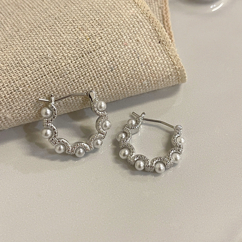 Women's Pearl Light Luxury Circle Earclip Design Earrings