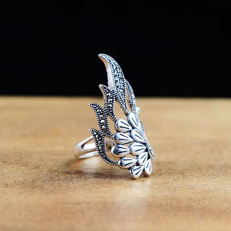 Opening Adjustable Peacock Hollow Open Screen Rings