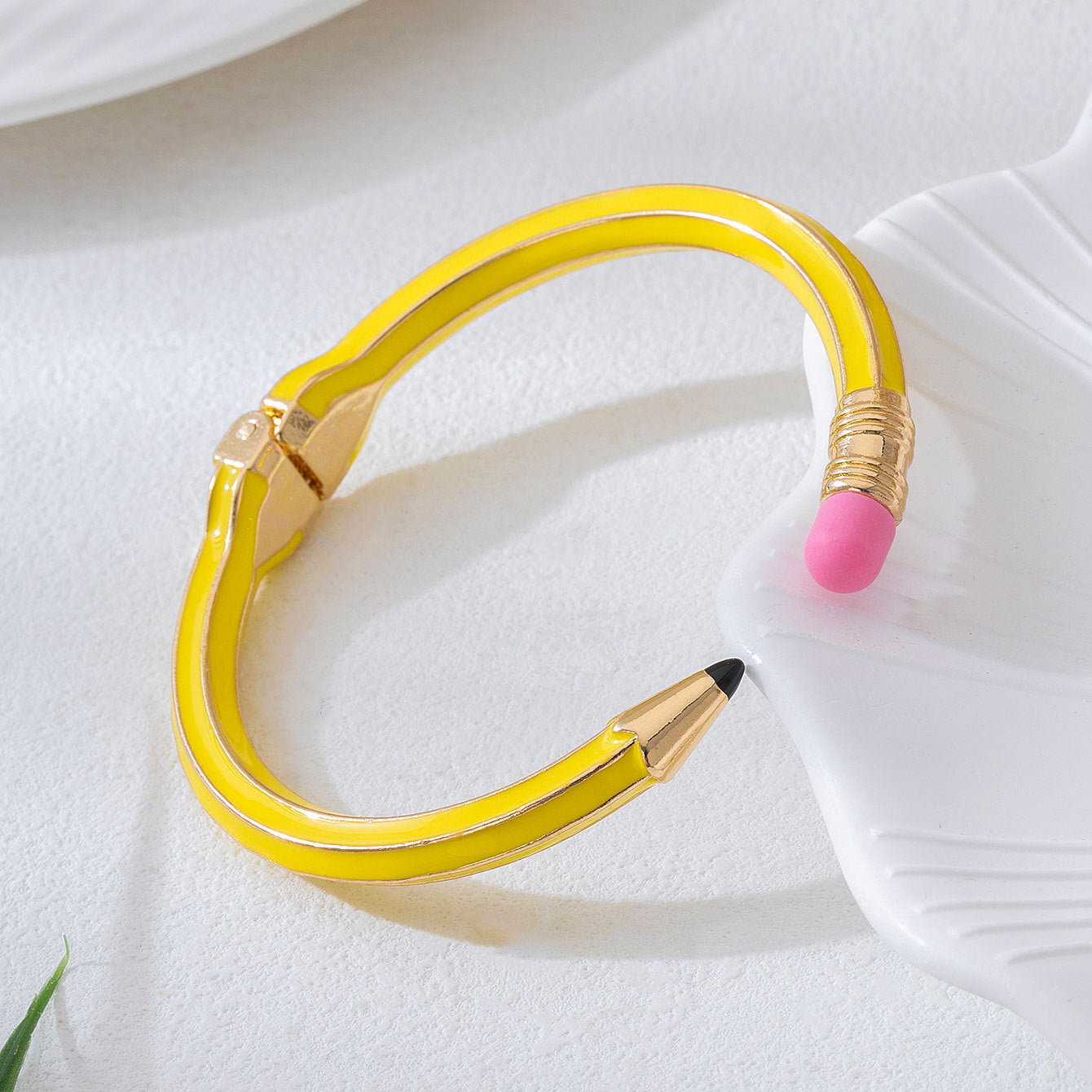 Wild Color Pencil Shape Simple Irregular Female Spring Bracelet