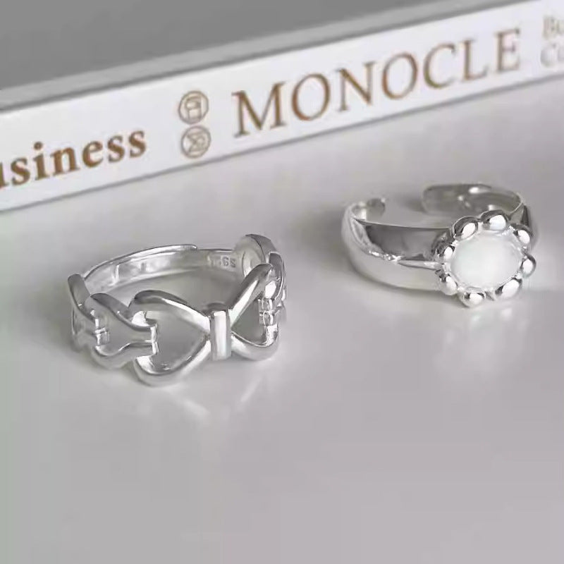 Female Classic Style Niche Advanced Light Rings