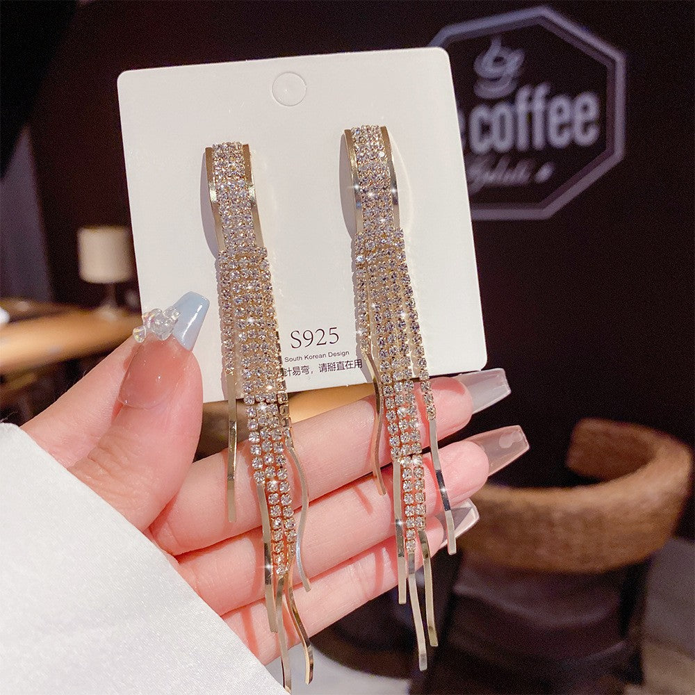 Women's Vintage Tassel Diamond High-grade Ear Minority Earrings