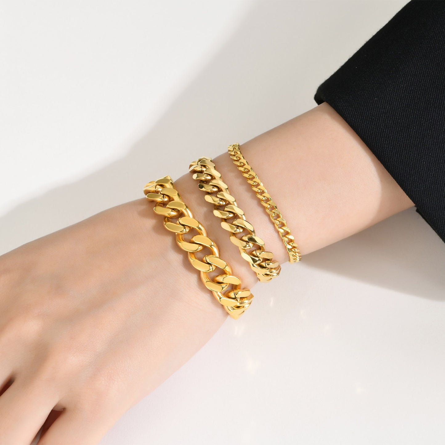 Stainless Steel Gold Thick Female Stylish Bracelets