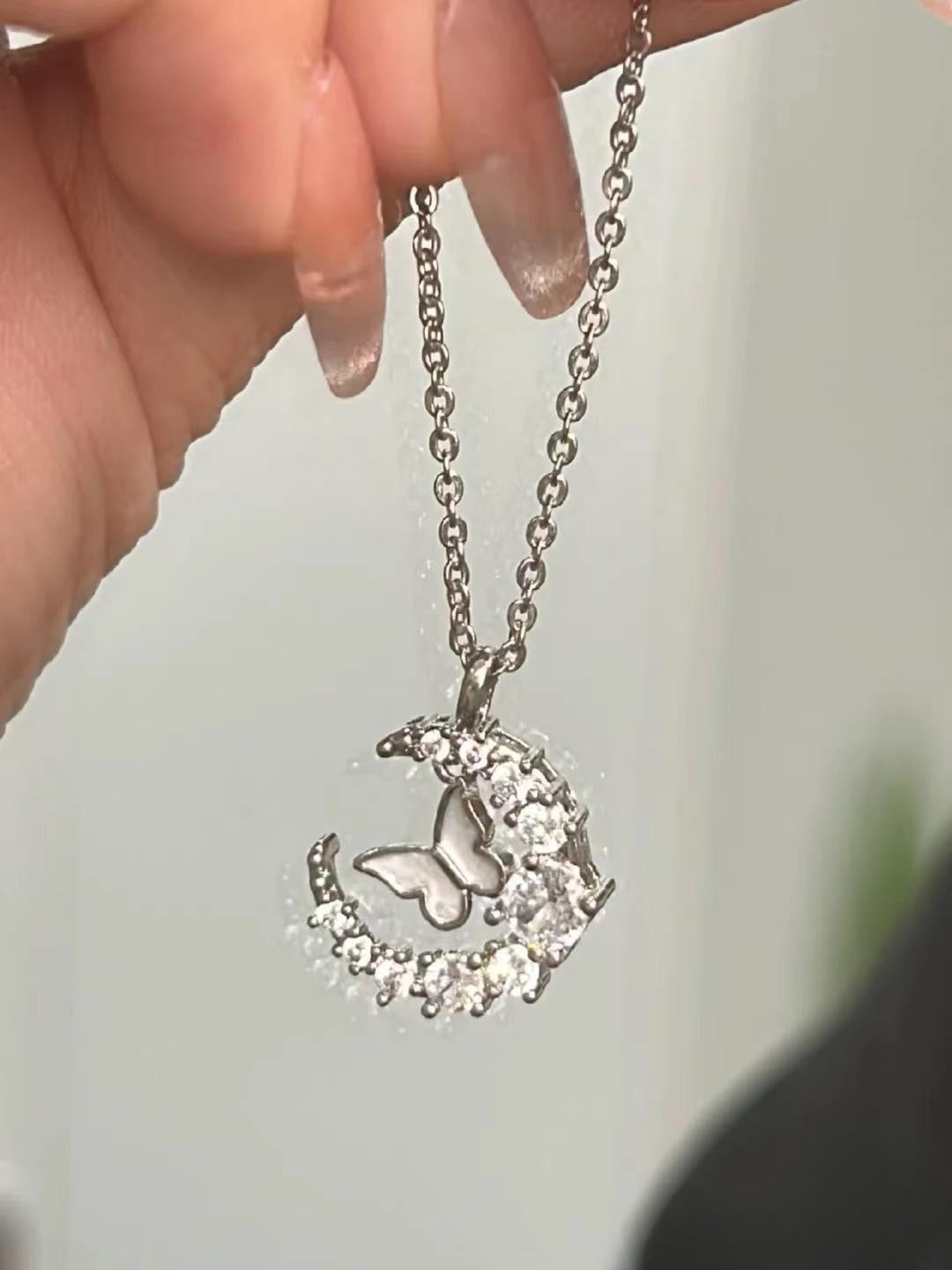 Women's For Korean Style Sweet Rhinestone Advanced Necklaces
