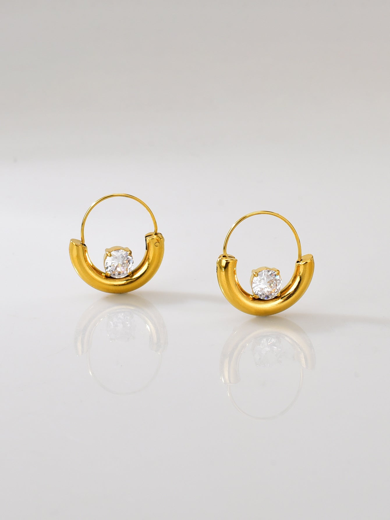 Fashion Gold Stainless White Zircon Design Earrings