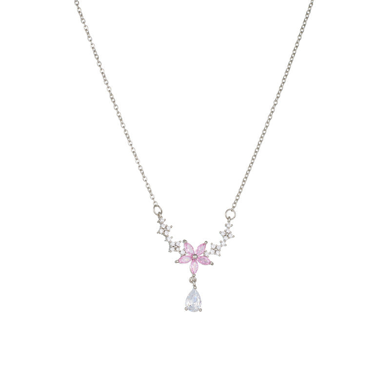 Women's Sweet Style Wisteria Peach Blossom Light Necklaces