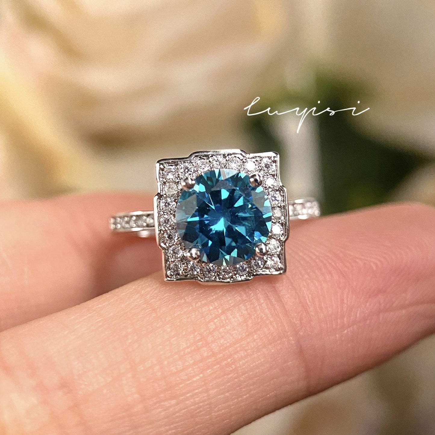 Blue Green Moissanite Light Luxury Star Rings