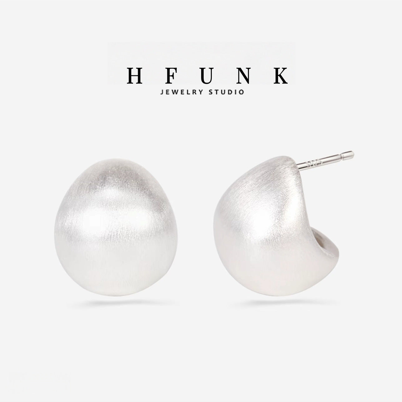 Women's High Sense Oval Ball Brushed Metal Stud Earrings