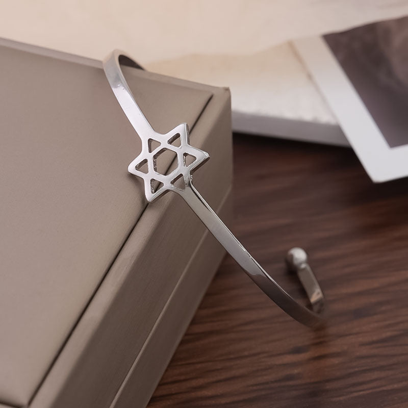 Six-pointed Star Open Metal Five-pointed Female Stall Bracelets