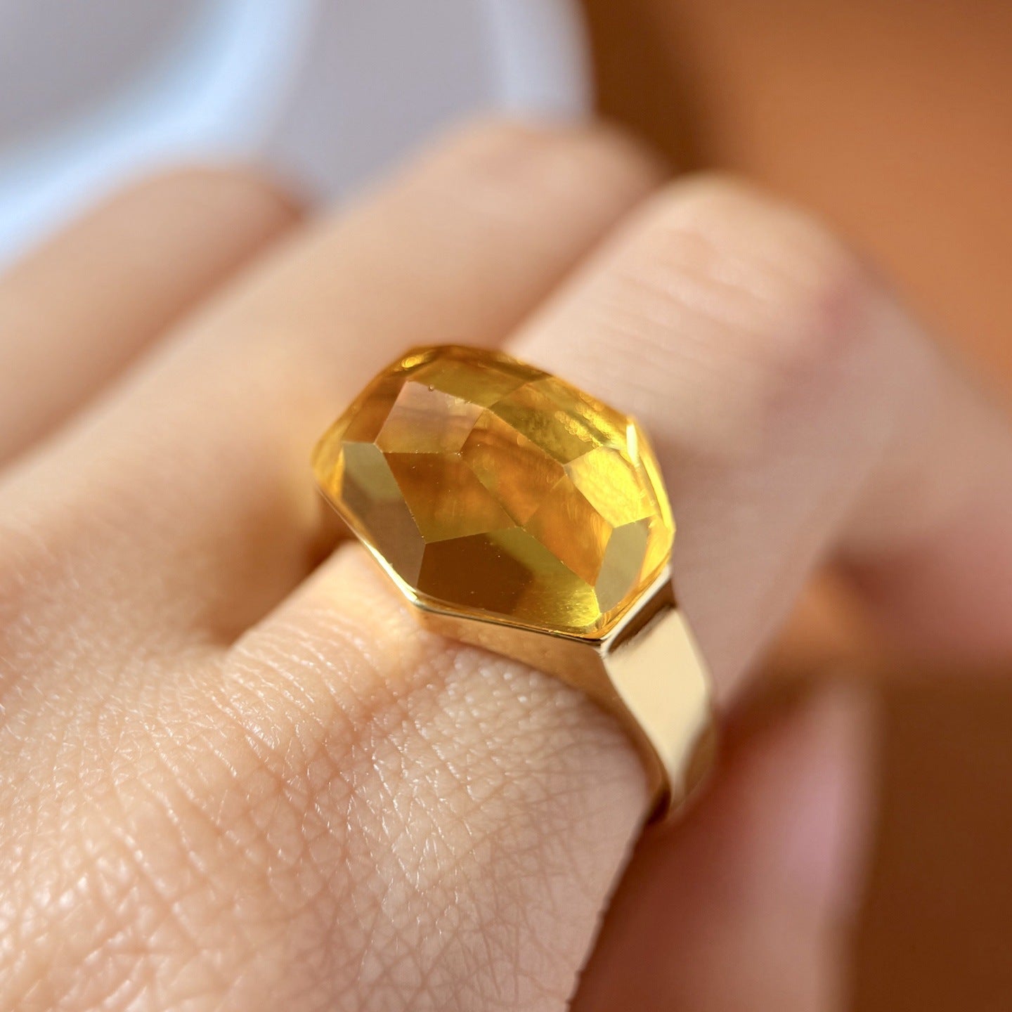 Geometric Cut Crystal Design Full Of Fire Color Craft Stable Ring
