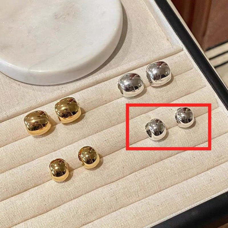 Charming Fashion Sier Glossy Everyday Joker Earrings