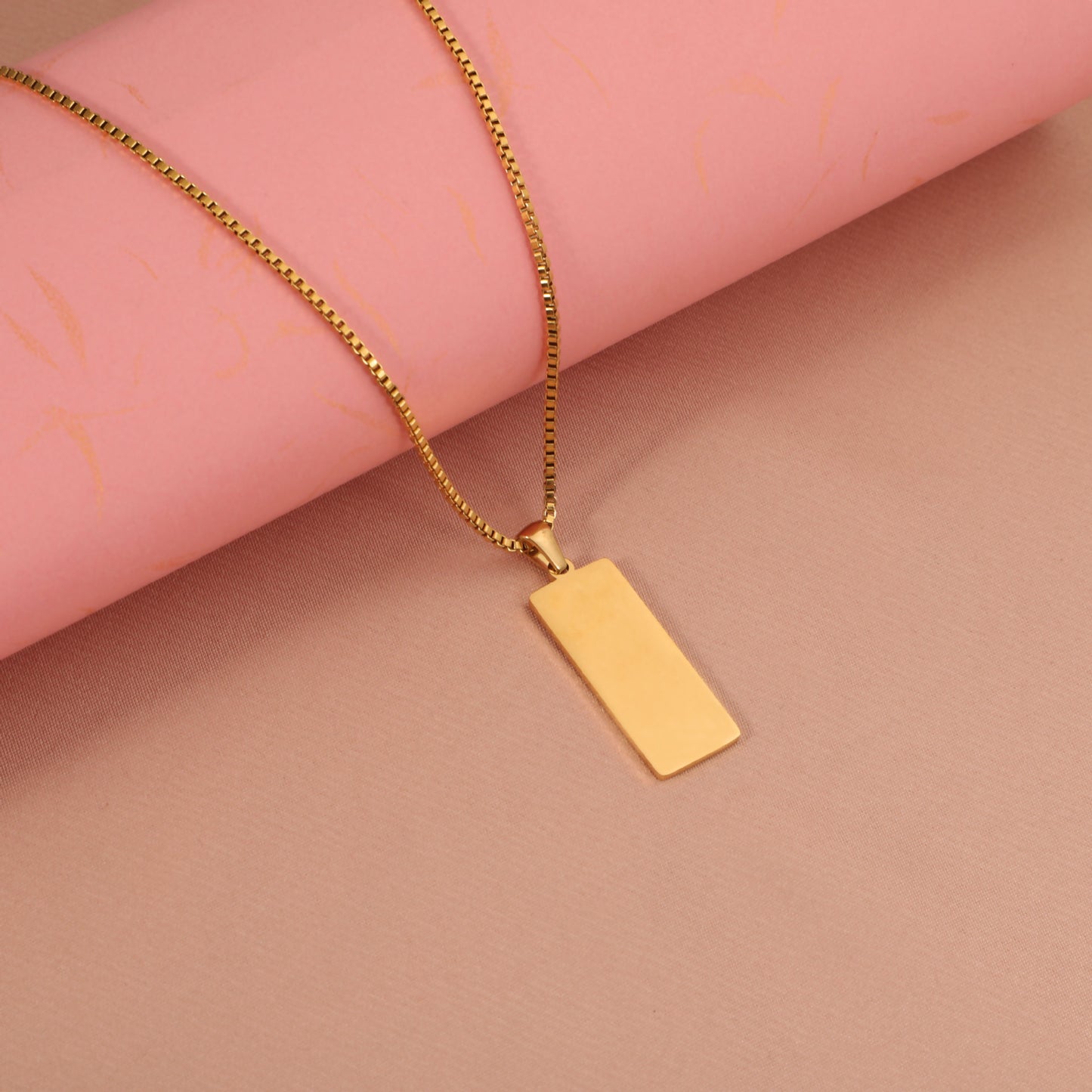 Rectangular Geometric Can Carve Writing Ornament Necklaces