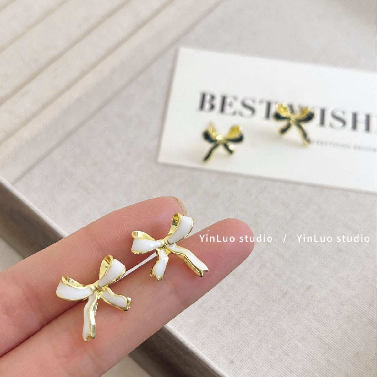 Oil Dripping Bow Design Sense Asymmetric Simple Earrings