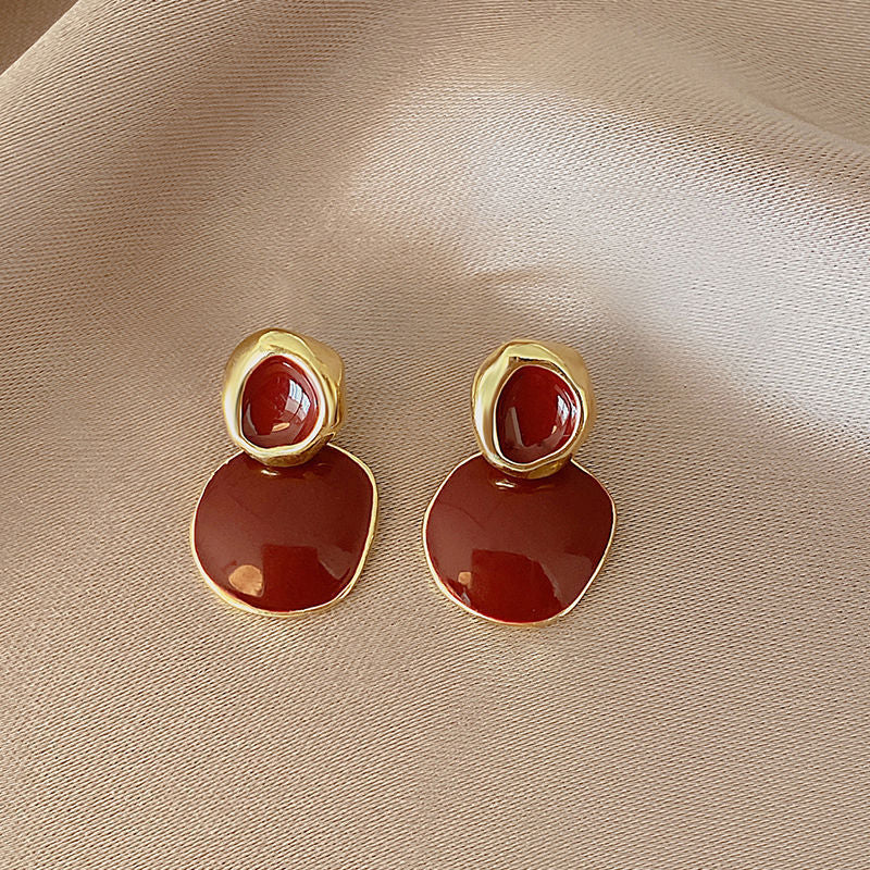 Women's Luxury Red Heart-shaped Ear Elegant Wild Earrings